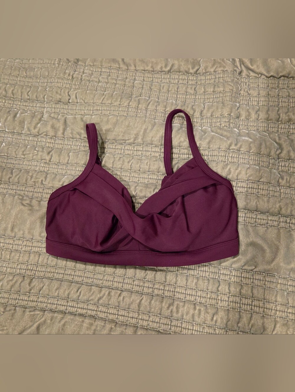Athleta Twist Bikini Top 34 D/DD